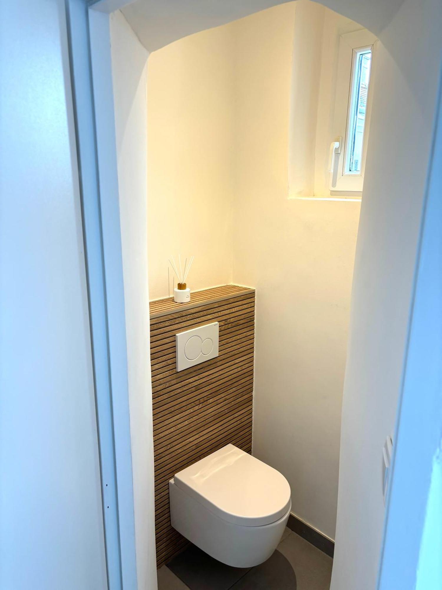 Traumhafte Wohnung Fuer 3, Grosszuegig, Walk In Dusche ウィーン エクステリア 写真